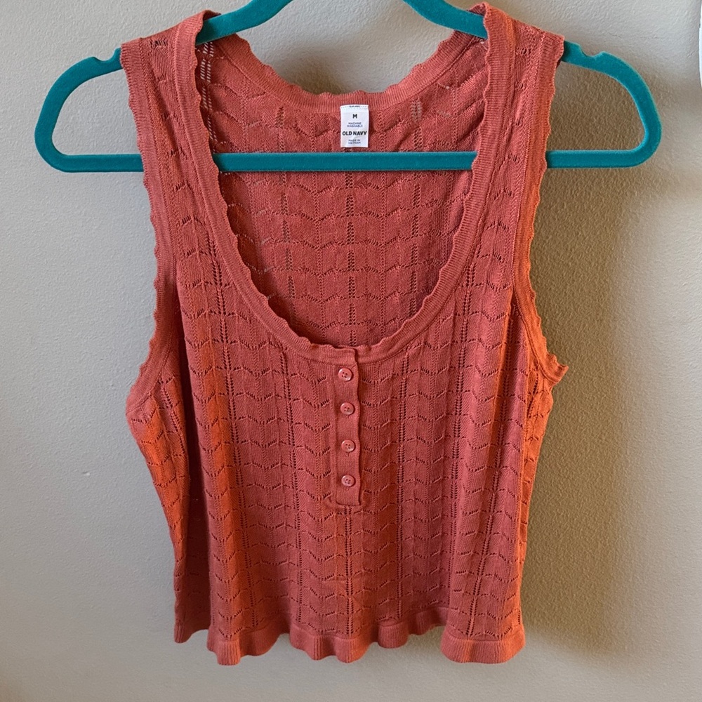 Women's Button-Front Knit Tank Top - Rust